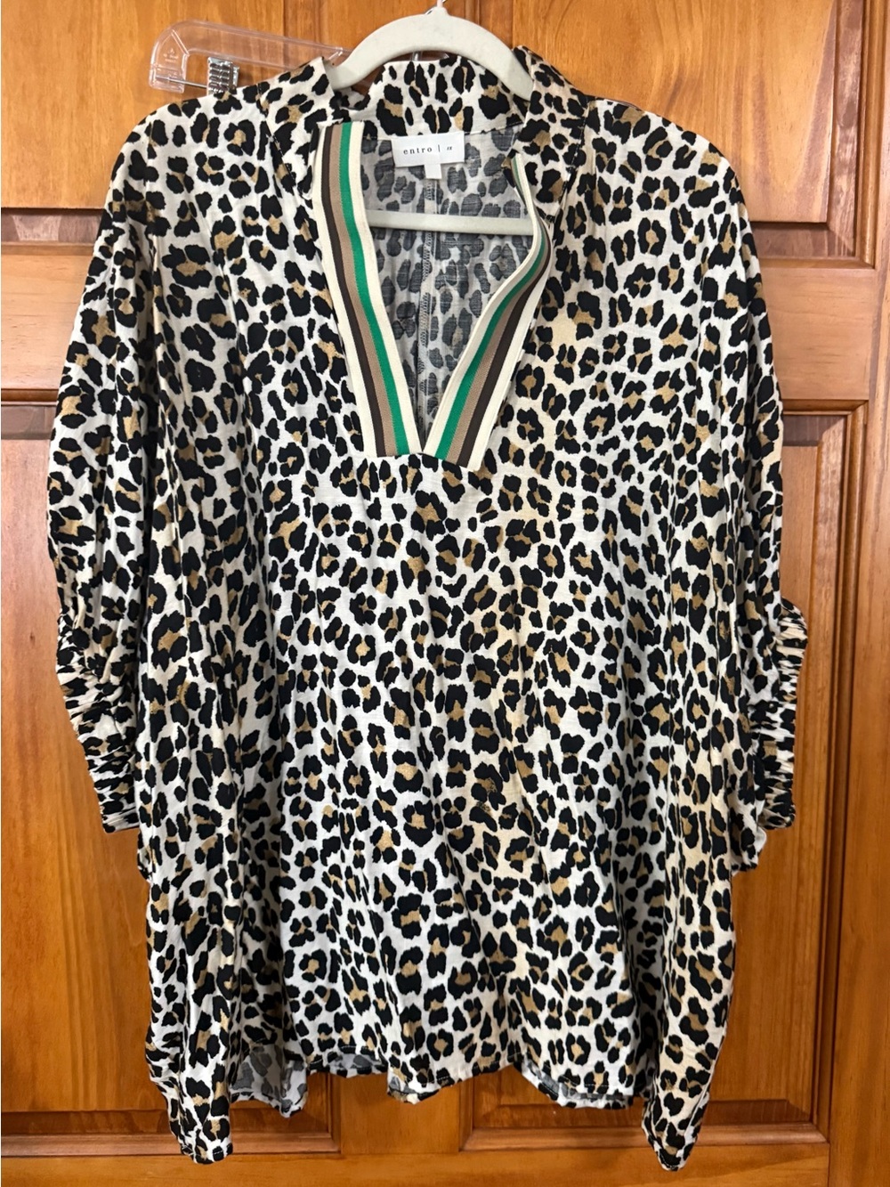 entro Leopard Print Top in Black, White, Tan